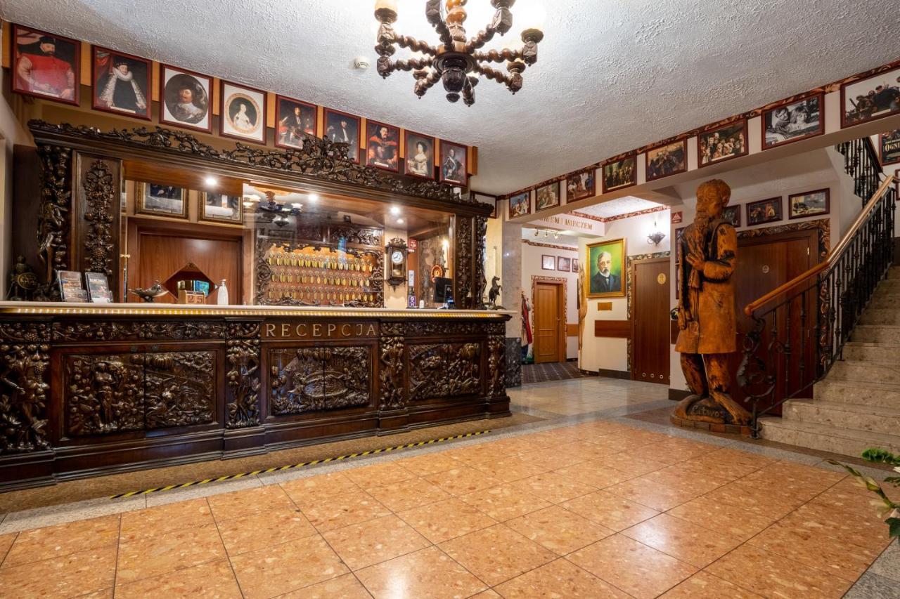 זילונקה Hotel Trylogia מראה חיצוני תמונה