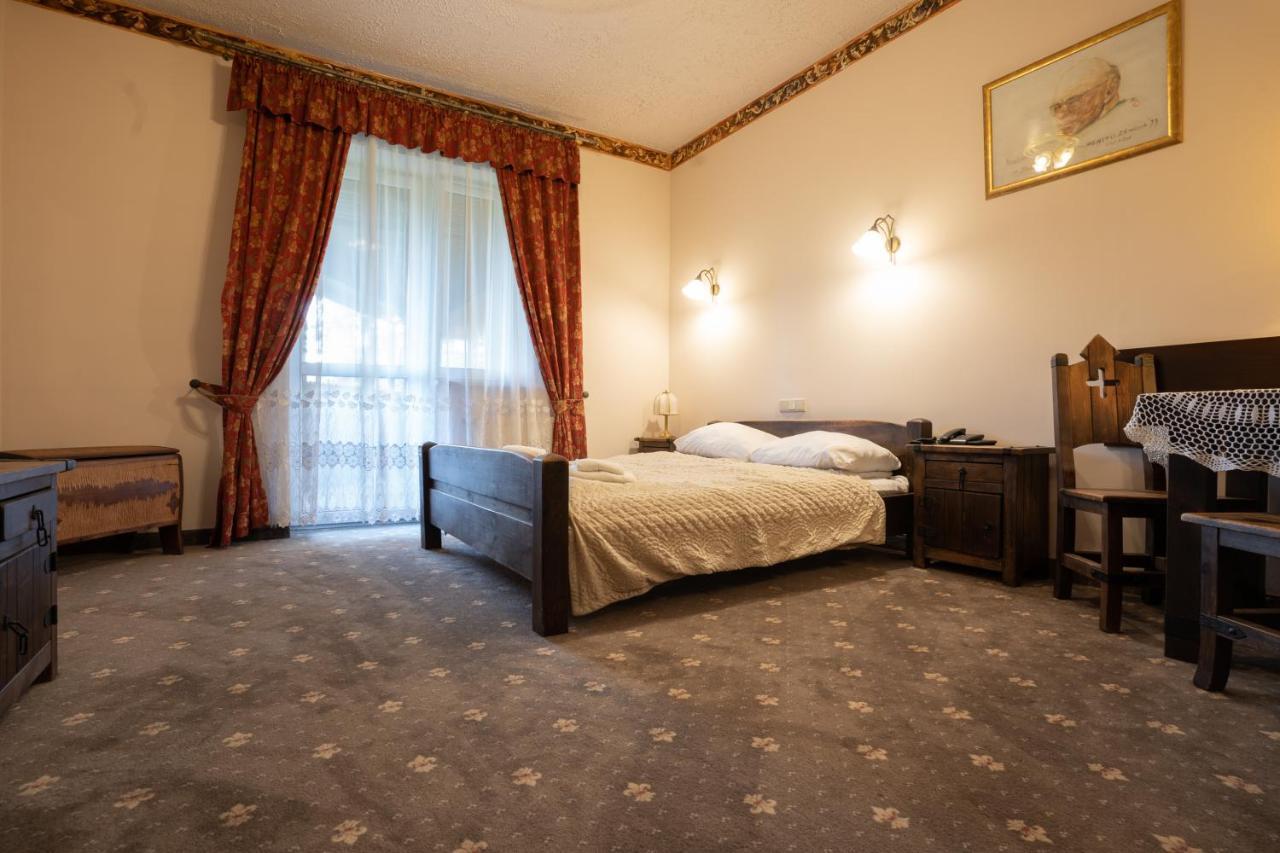 זילונקה Hotel Trylogia מראה חיצוני תמונה
